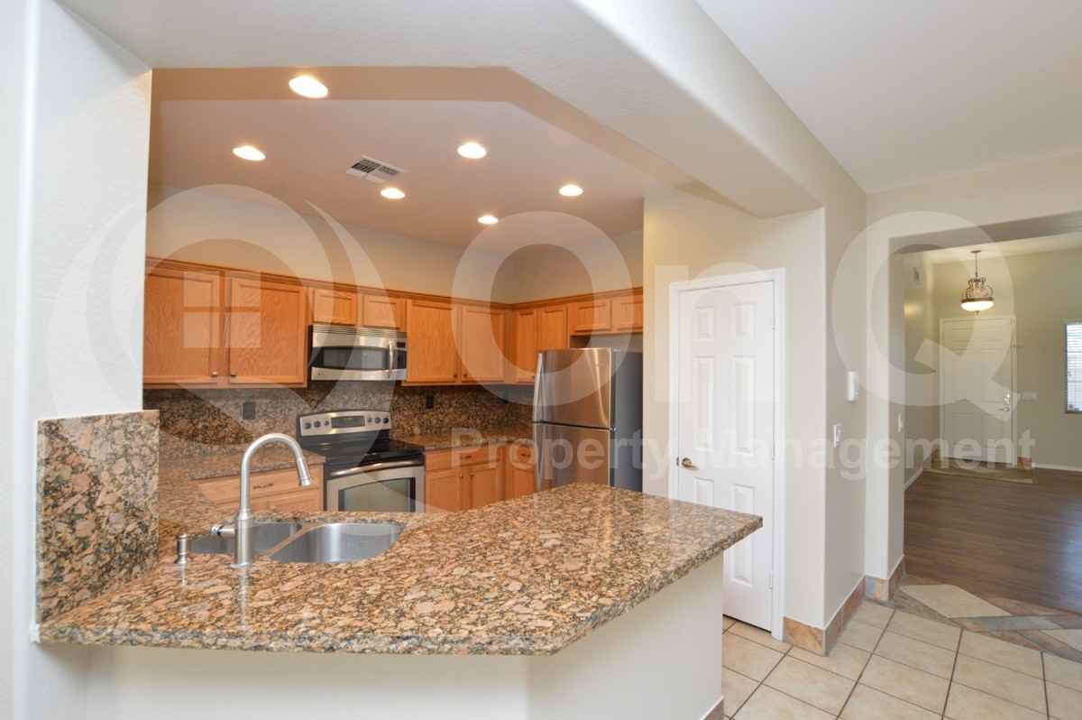 43308 N Vista Hills Dr - Photo 3 of 31