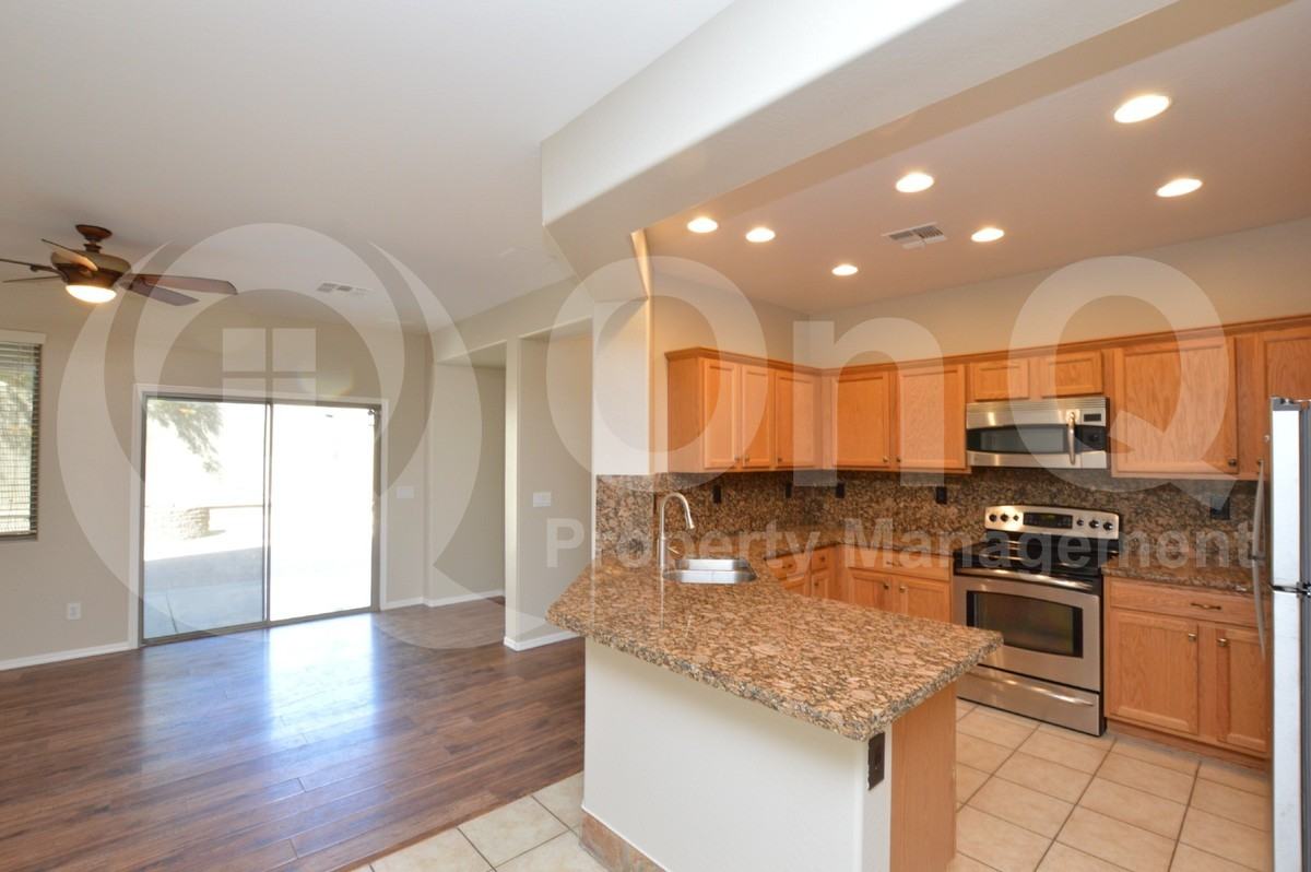43308 N Vista Hills Dr - Photo 5 of 31