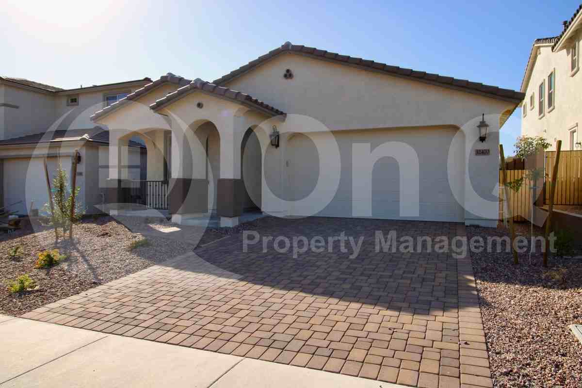 32470 N 122nd Ln - Photo 2 of 39
