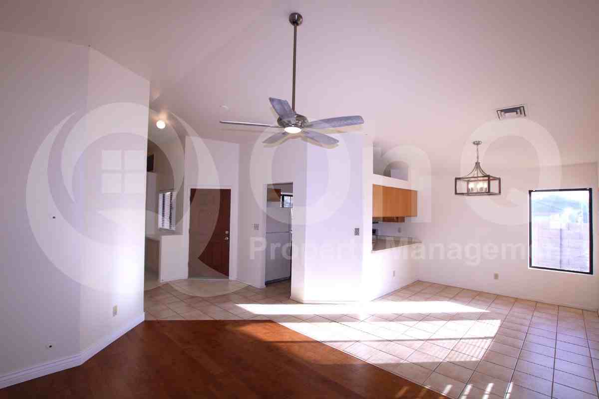 4725 E Brown Rd #8 - Photo 6 of 20
