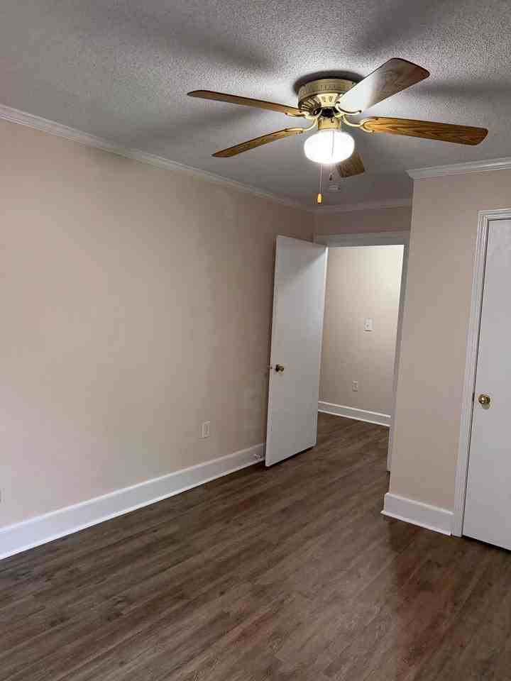 1048 Shuping Mill Rd - Photo 7 of 17
