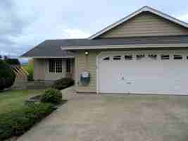 featured image of 370 Rolling Hills Rd