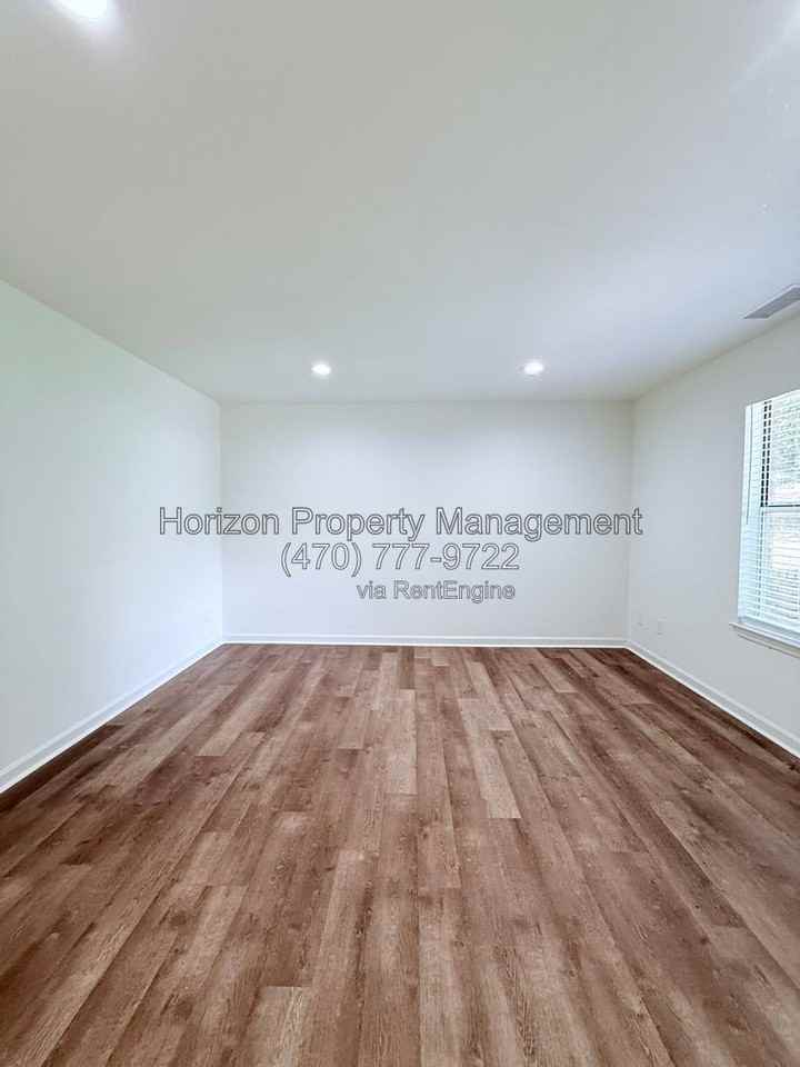 4030 Hidden Hollow Ter #A - Photo 2 of 15