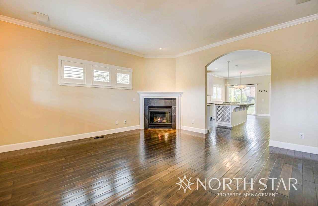 2525 Nw High Lakes Loop - Photo 3 of 24
