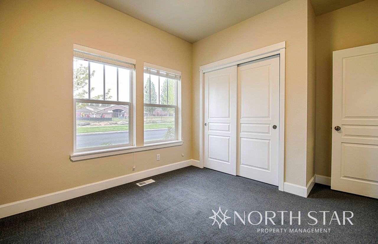 2525 Nw High Lakes Loop - Photo 7 of 24
