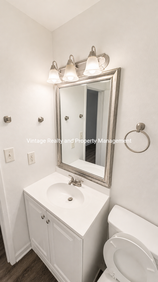 623 Bedlow Dr - Photo 7 of 9
