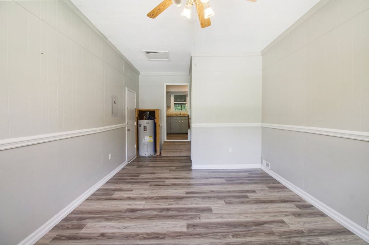 518 Brynn Marr Rd - Photo 6 of 13