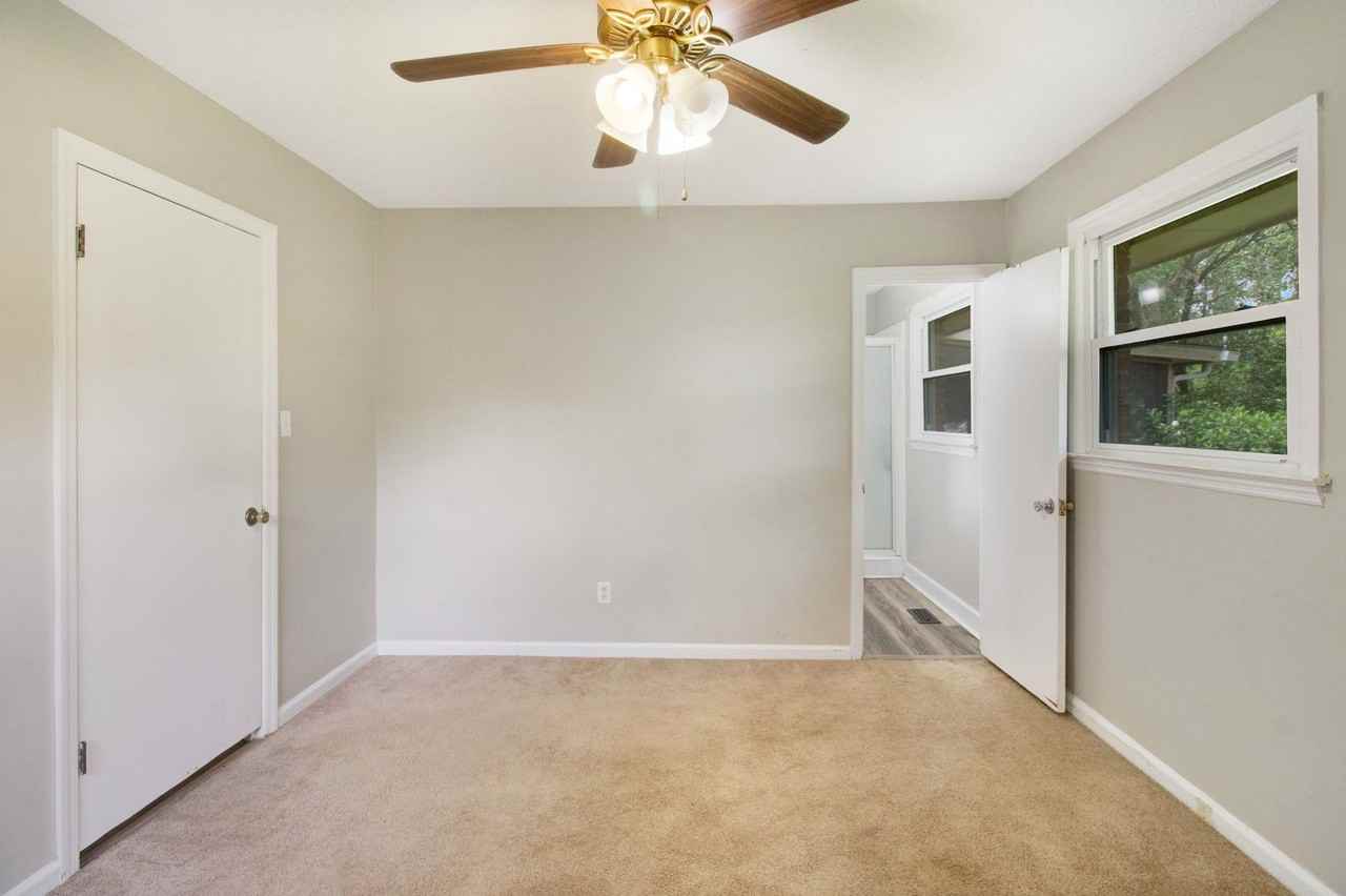 518 Brynn Marr Rd - Photo 7 of 13