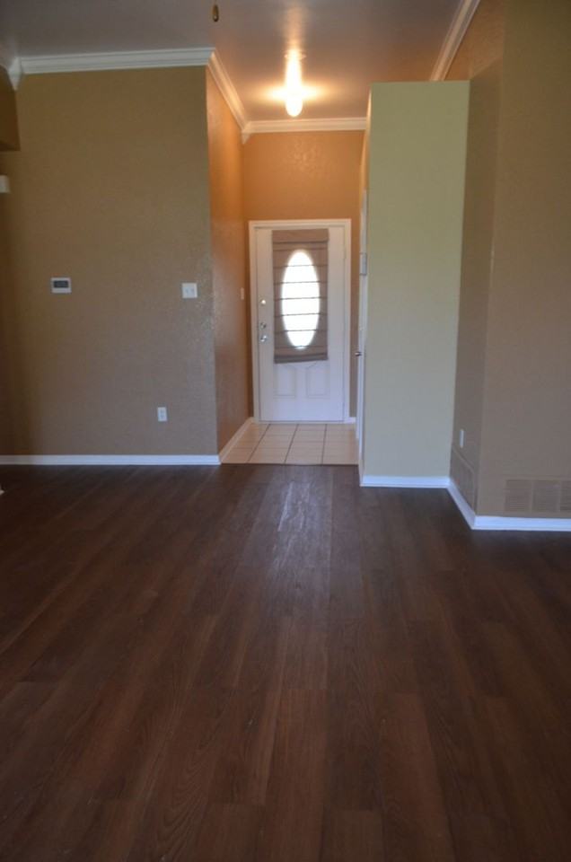 113 Lariat Cir - Photo 4 of 23
