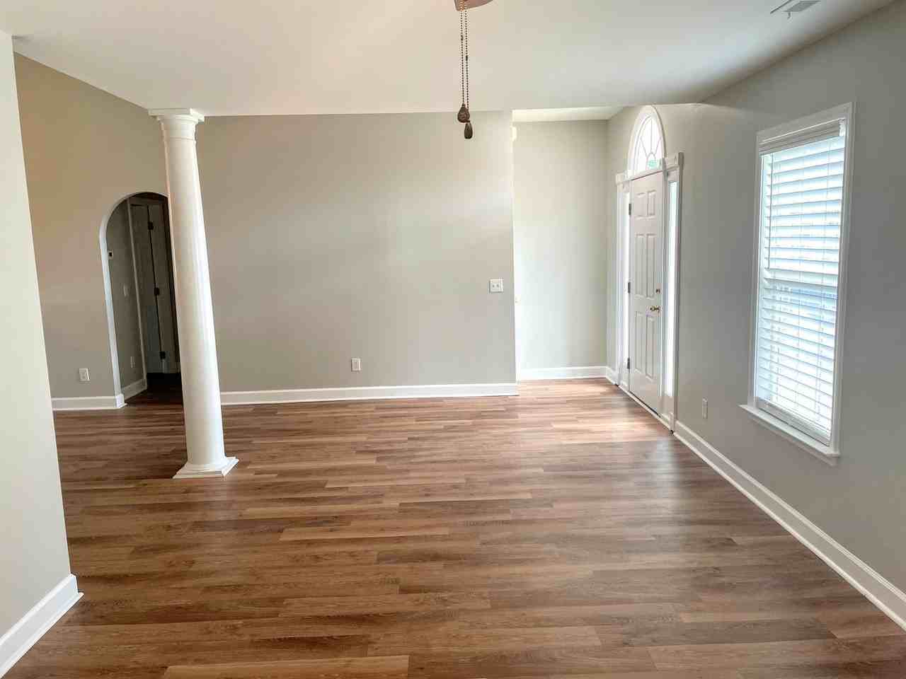 1004 Mount Vernon Dr - Photo 7 of 30