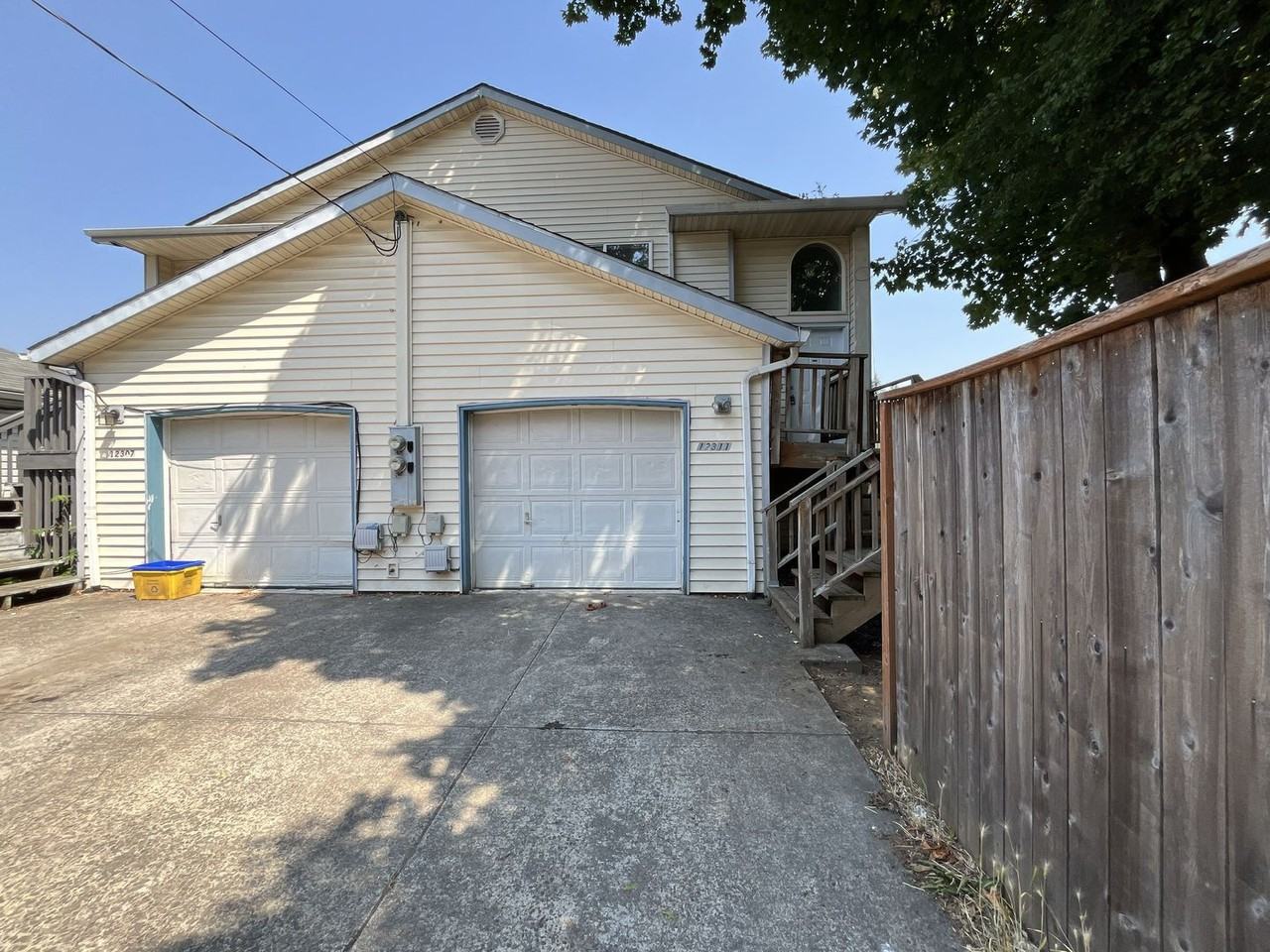 12311 Se Holgate Blvd - Photo 2 of 37