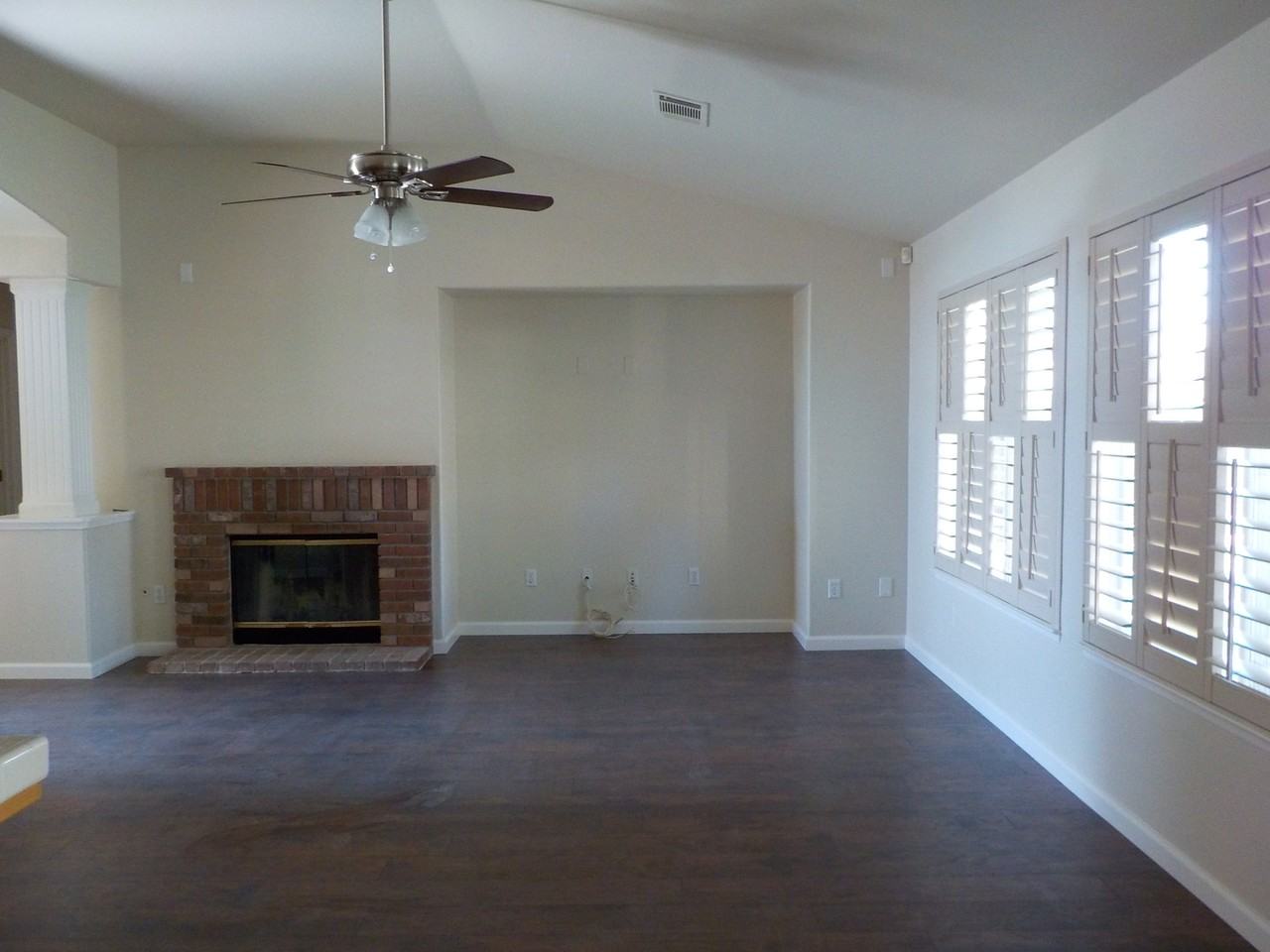 5422 W Dorothea Ave - Photo 6 of 7