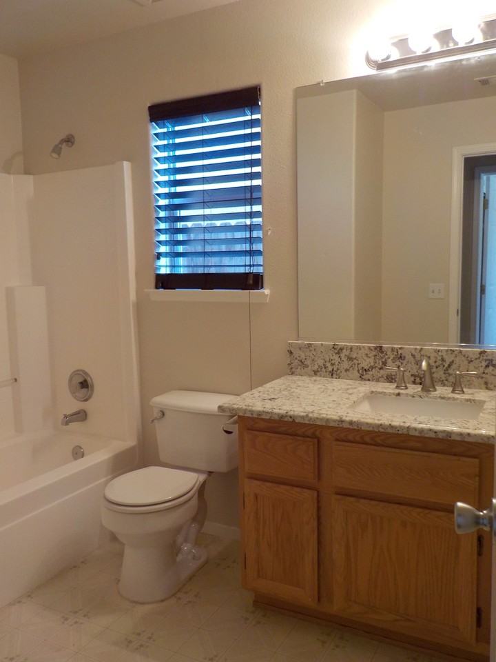 5422 W Dorothea Ave - Photo 7 of 7