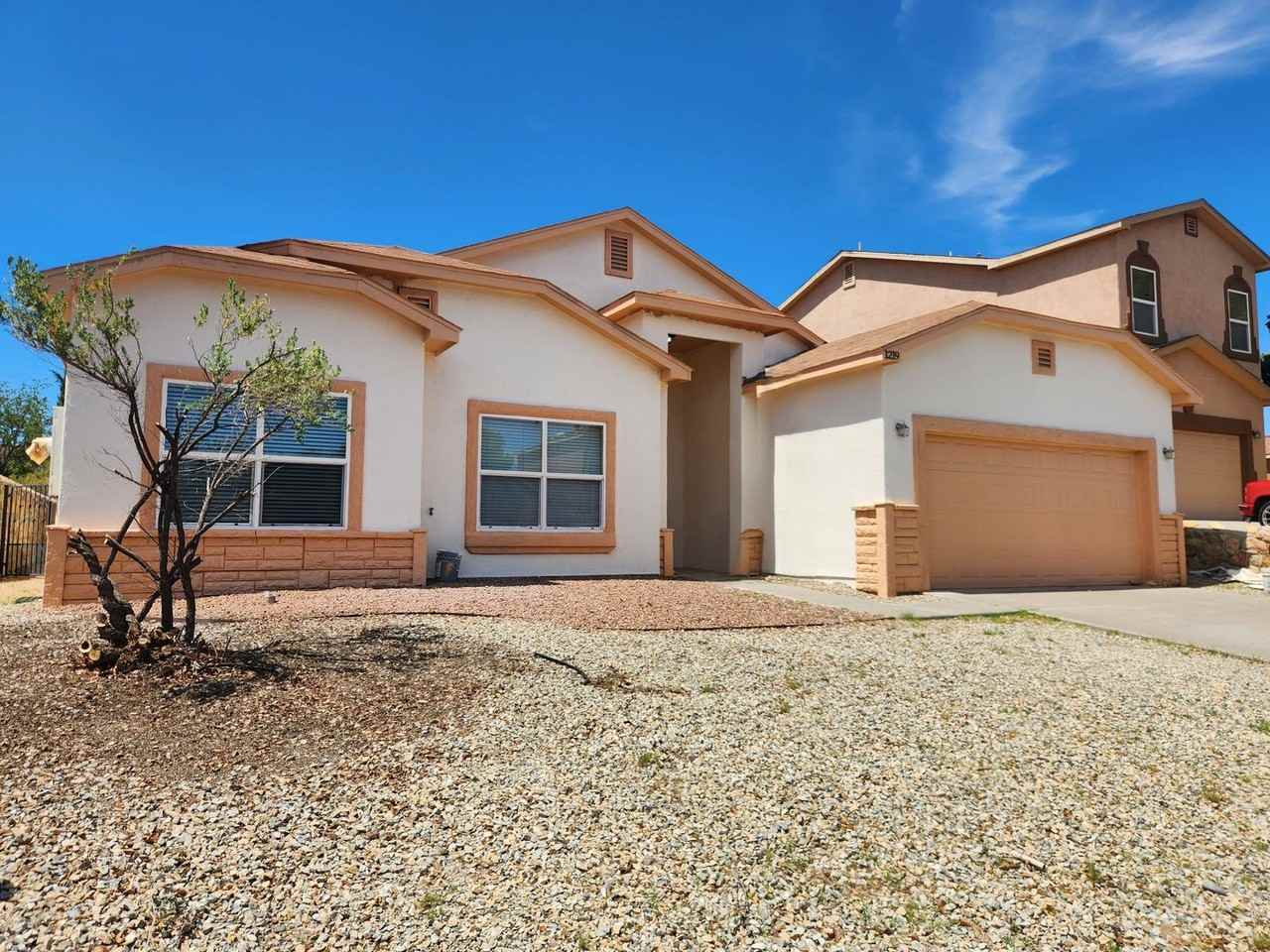1219 Gunsight Peak Dr - Photo 2 of 44