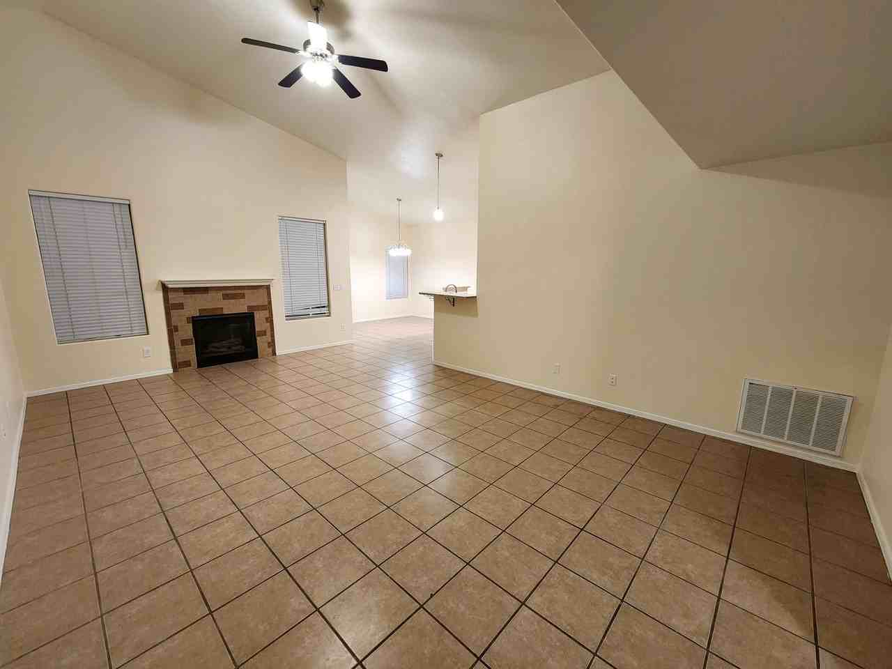 1219 Gunsight Peak Dr - Photo 5 of 44