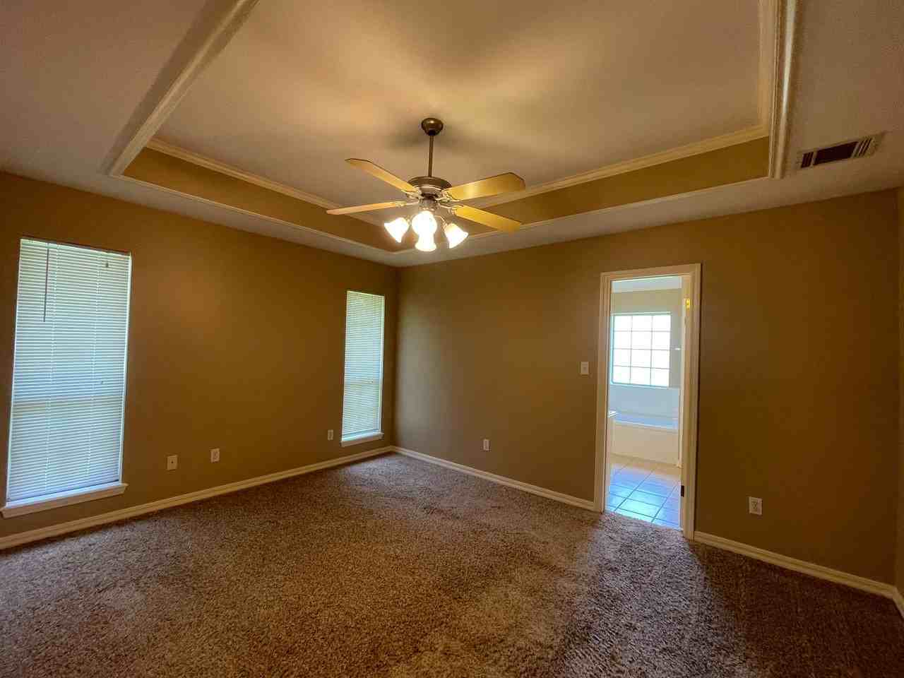 2922 Le Oaks Dr - Photo 7 of 18