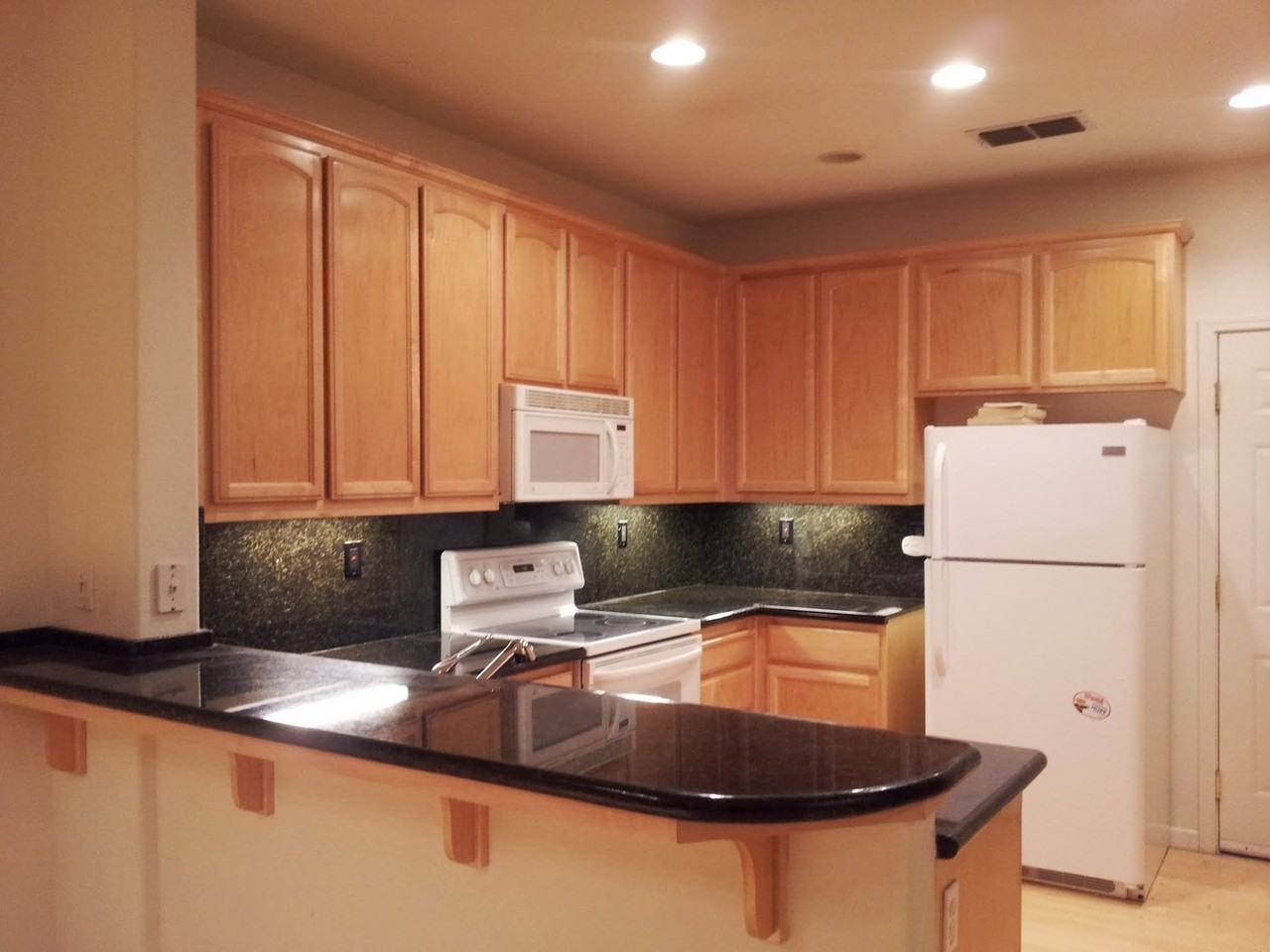 4620 Sandyford Ct - Photo 7 of 25