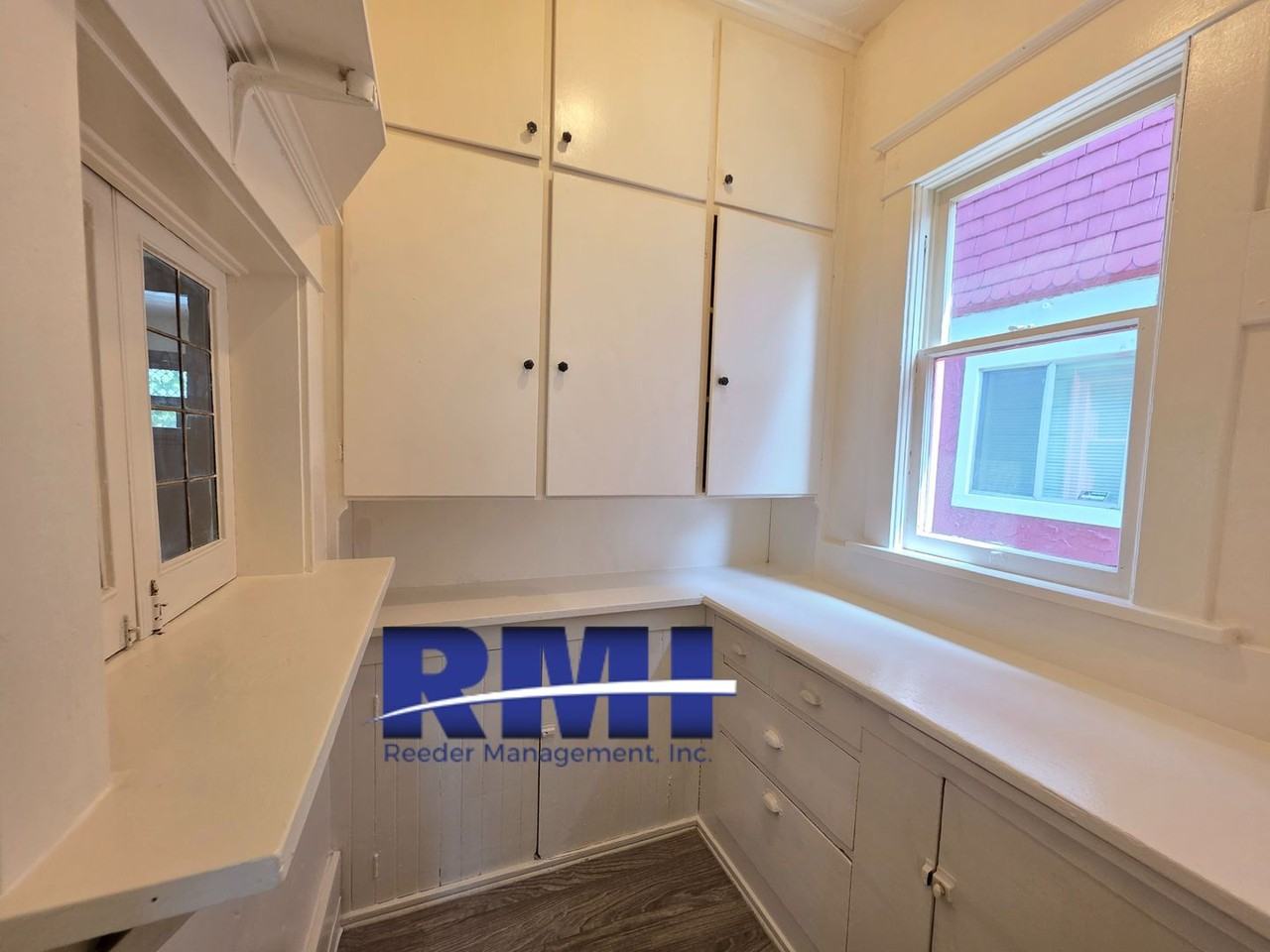 2618 N 8th St - Photo 5 of 13