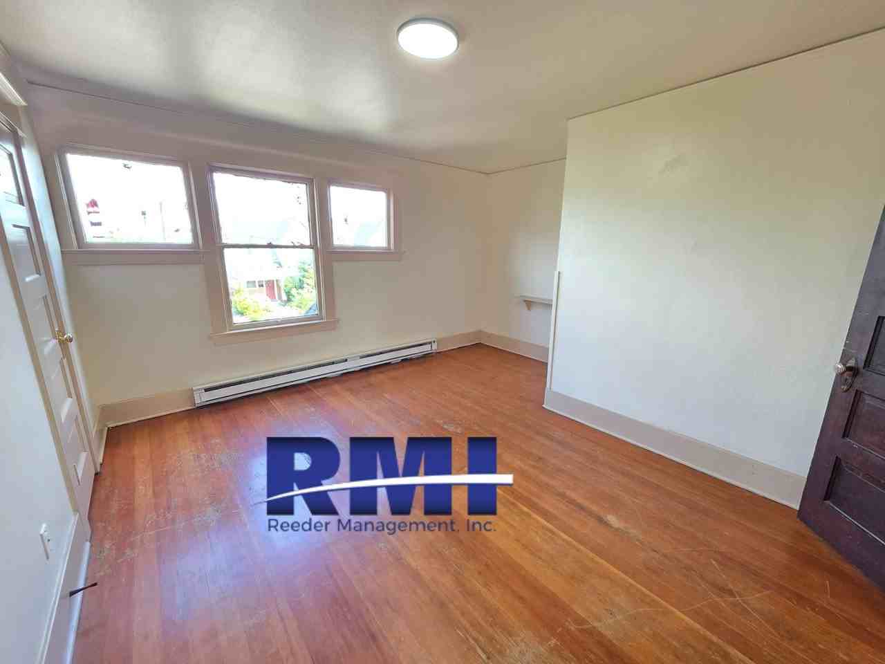 2618 N 8th St - Photo 7 of 13