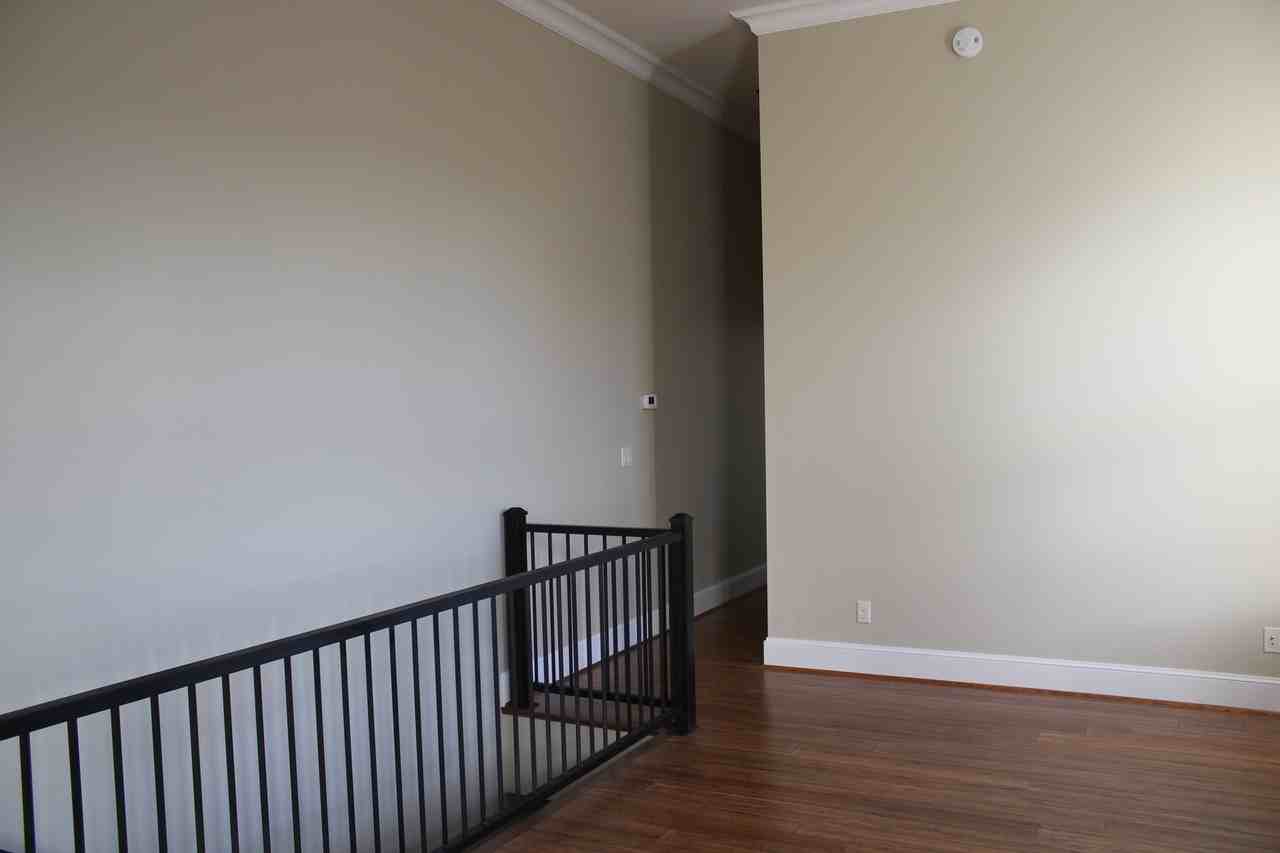 109 W 3rd Ave #201 - Photo 5 of 15