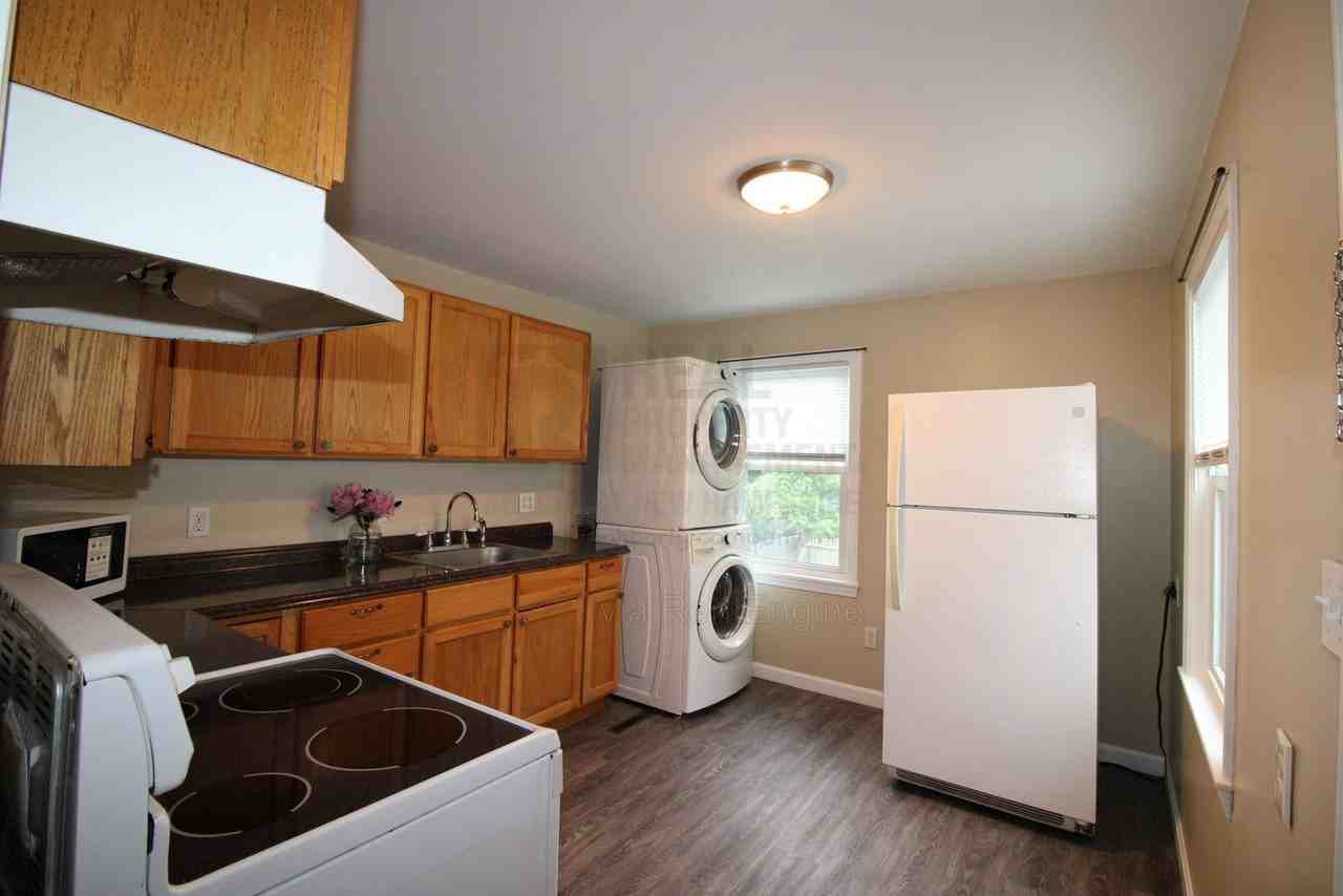 4 Bicknell St - Photo 4 of 25