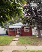 featured image of 22706 Hillock Ave