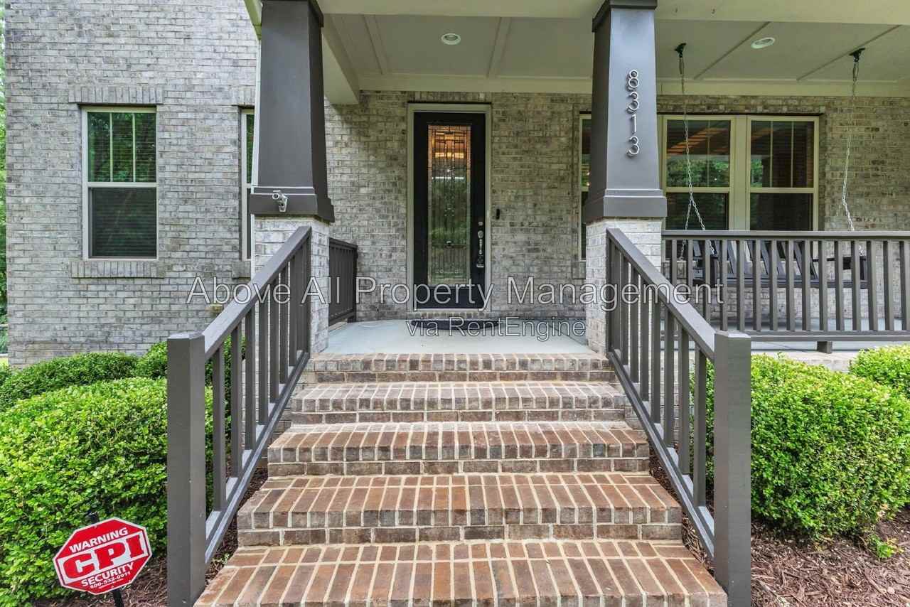 8313 Henderson Rd - Photo 6 of 50