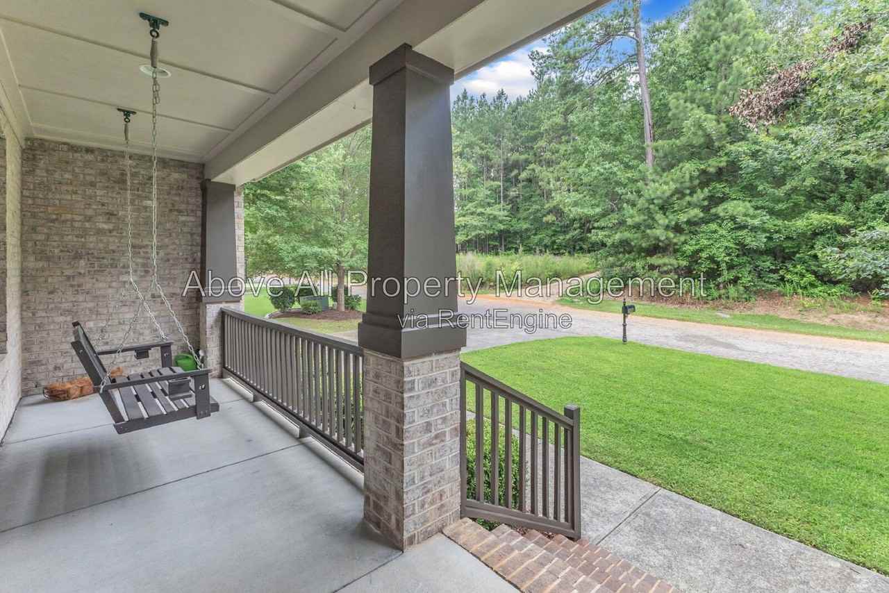 8313 Henderson Rd - Photo 7 of 50
