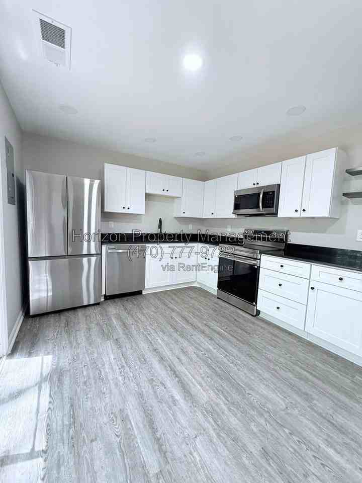 4042 Hidden Hollow Ter #B - Photo 6 of 15