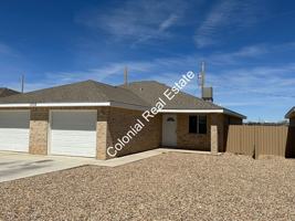 featured image of 1716 W 12th St