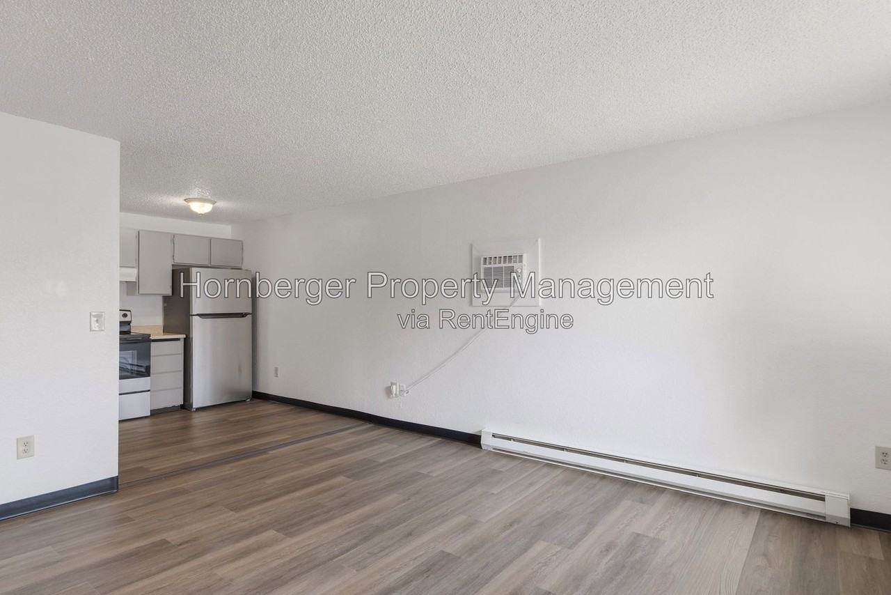 2439 N Standard St - Photo 4 of 15