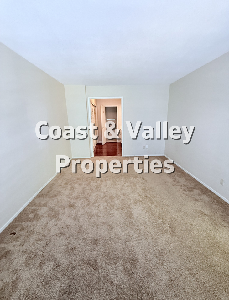 89 High Meadow Ln - Photo 6 of 10