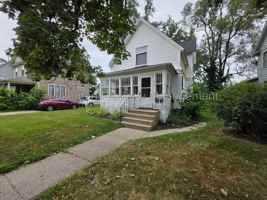 featured image of 817 Egleston Ave #1