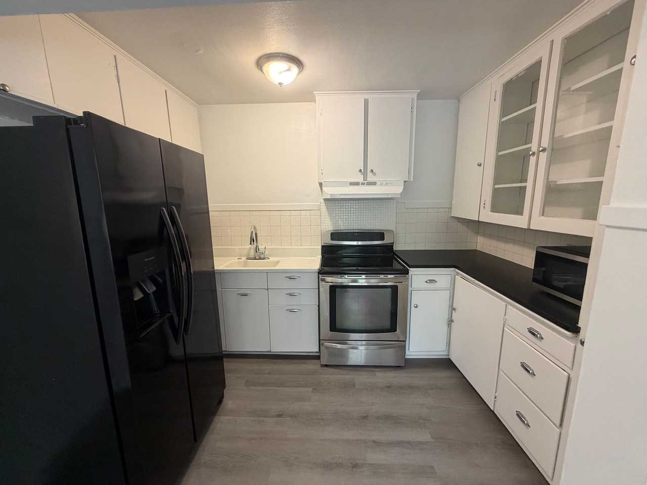1406 West 9th - Photo 6 of 7