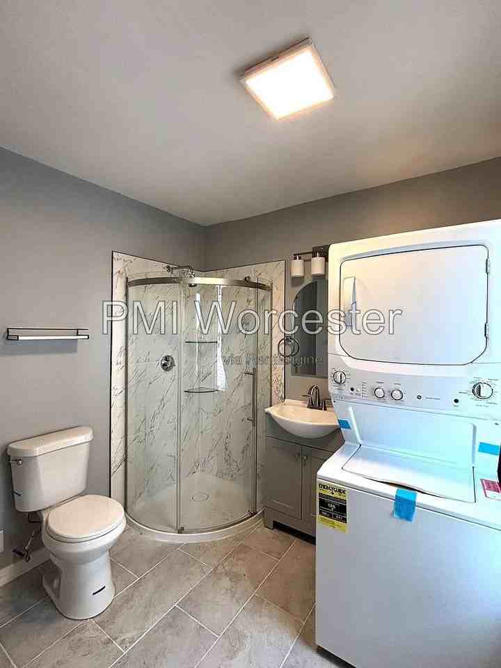 8 Hooper St - Photo 6 of 11