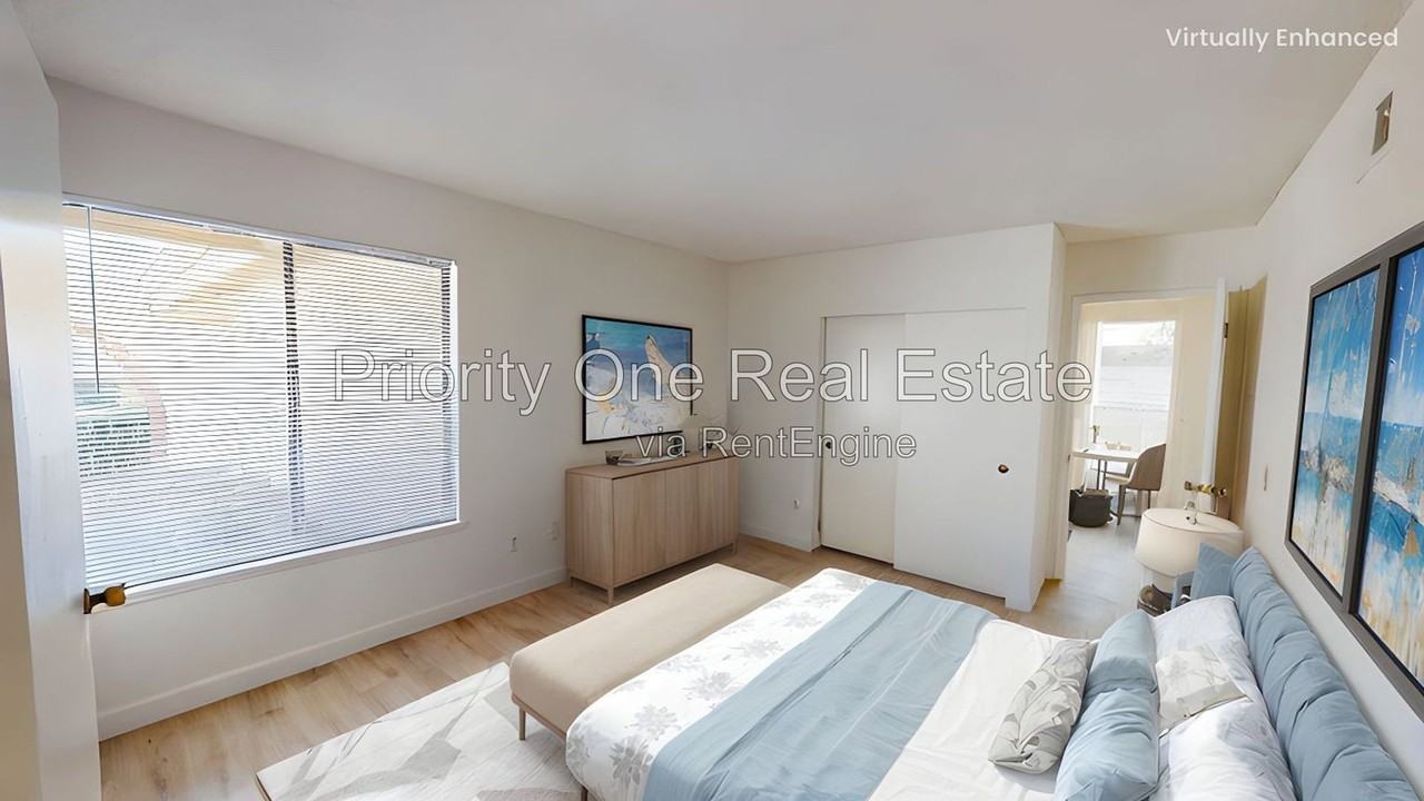 17410 Saint Andrews Dr - Photo 4 of 26