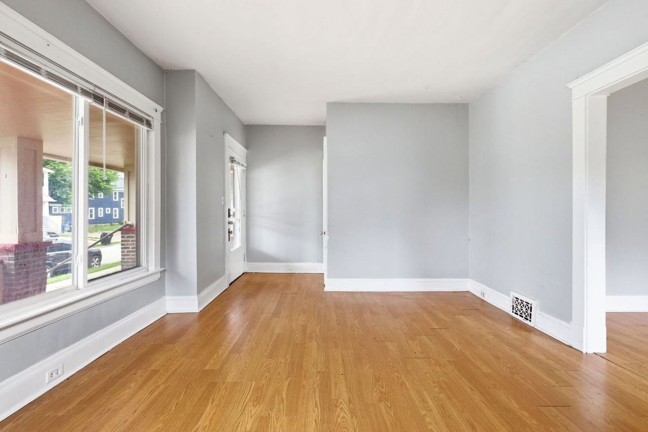 479 E 126th St - Photo 6 of 21