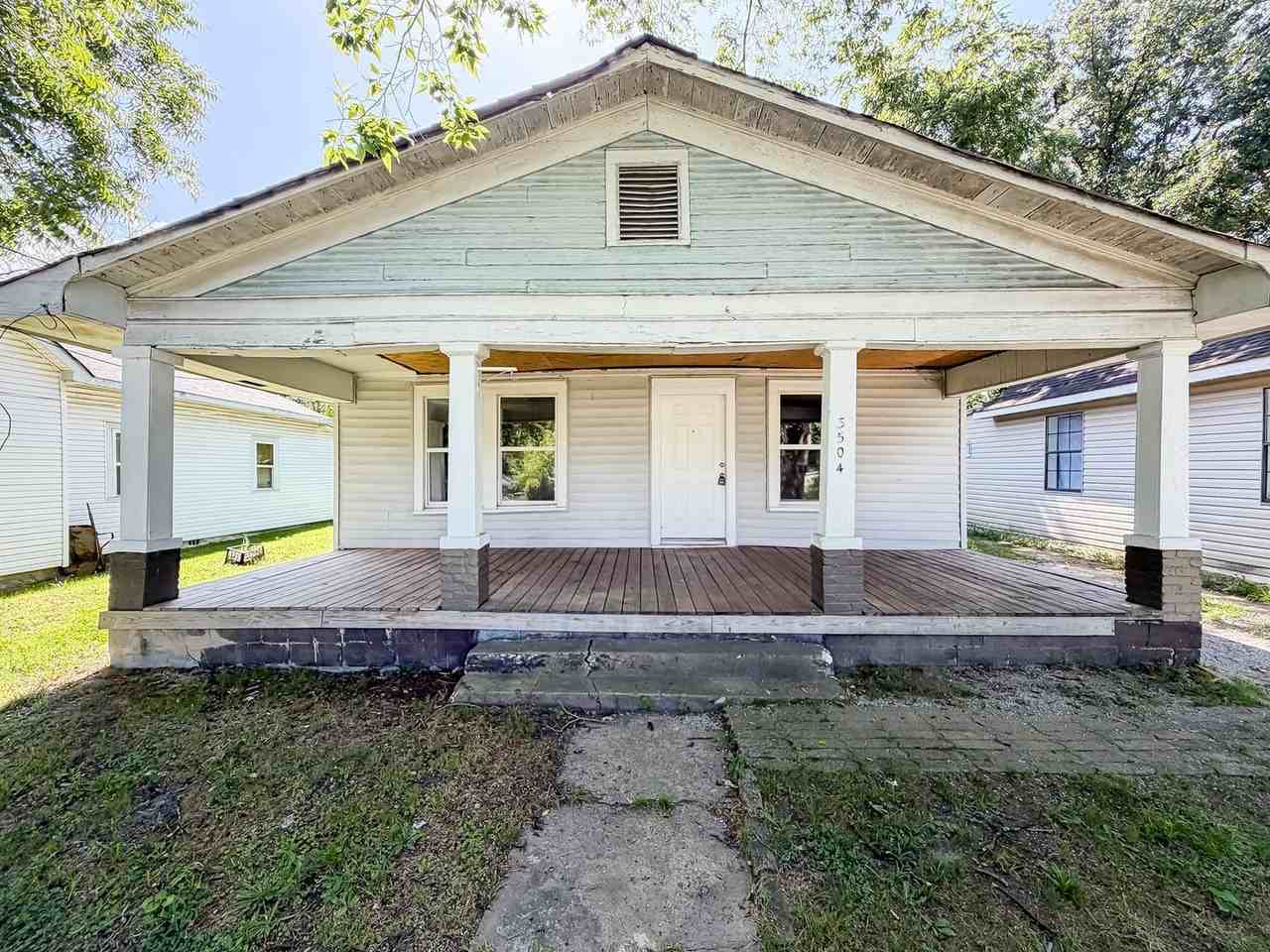 3504 5th Ave - Photo 4 of 17
