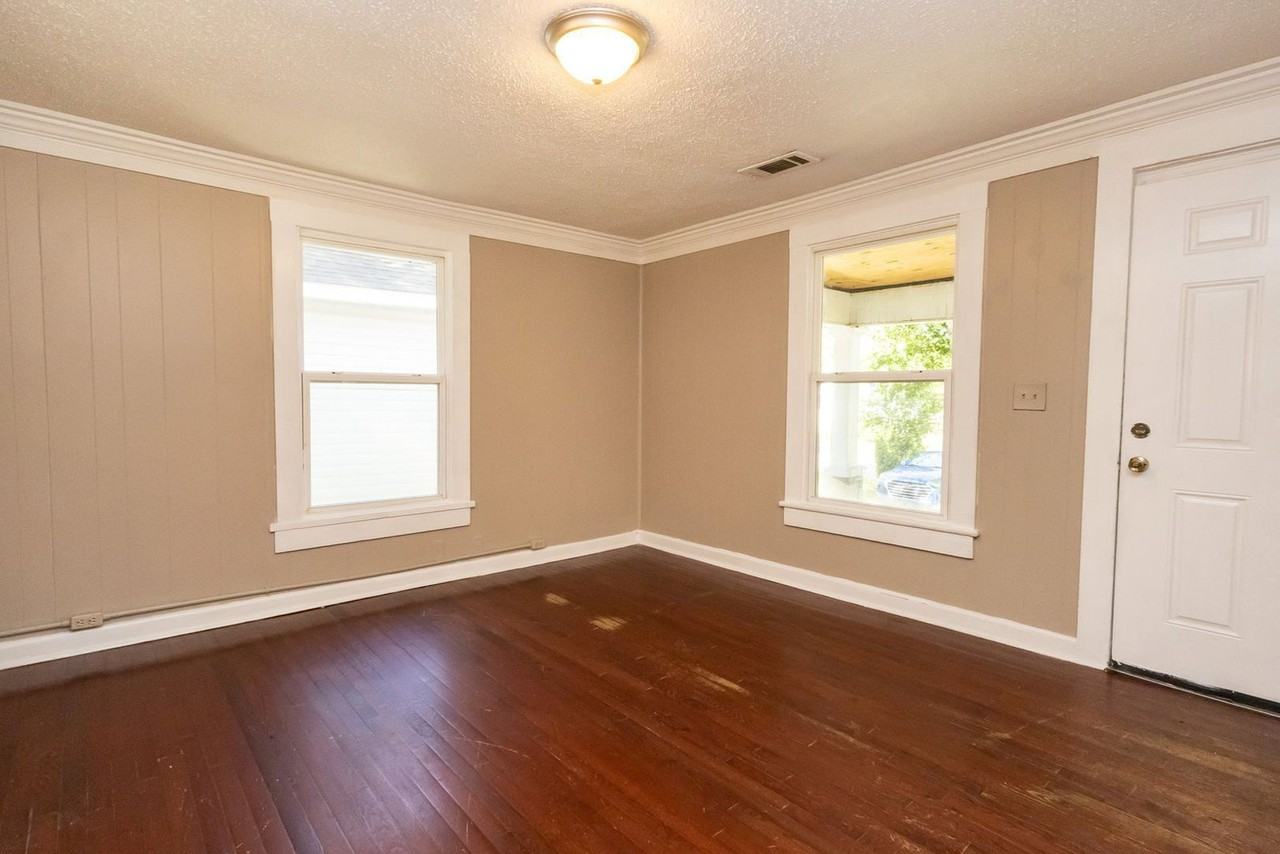 3504 5th Ave - Photo 7 of 17