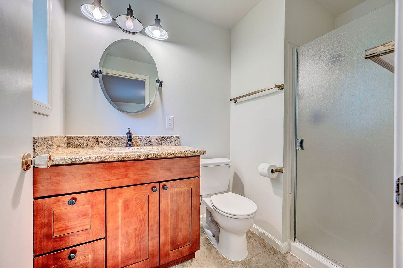 4016 176th Pl Sw - Photo 2 of 21
