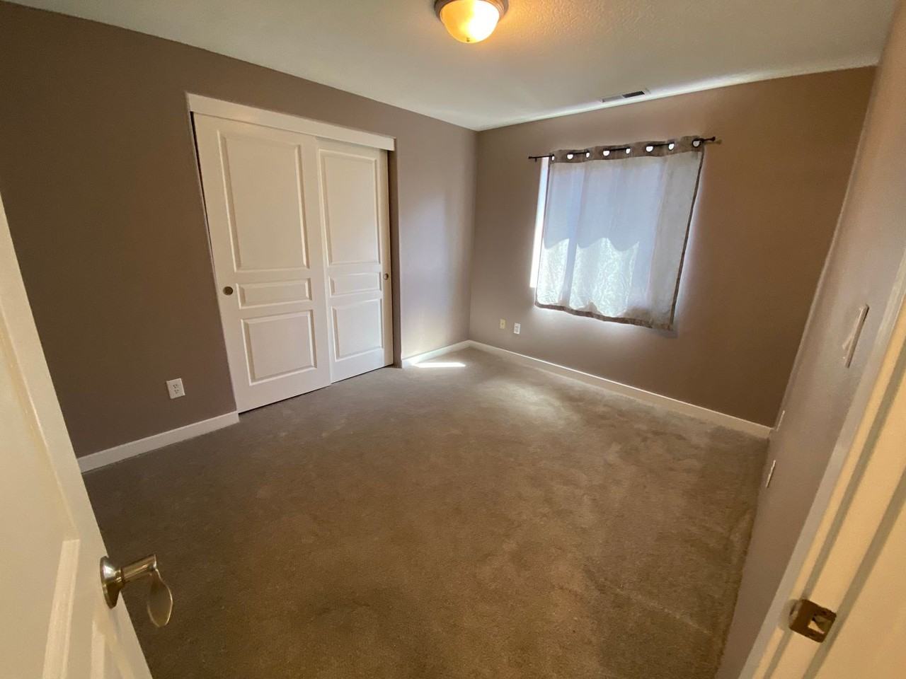 2413 Mountain Ter - Photo 6 of 18