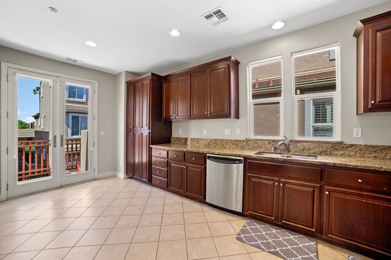 3550 Druffel Pl - Photo 4 of 21