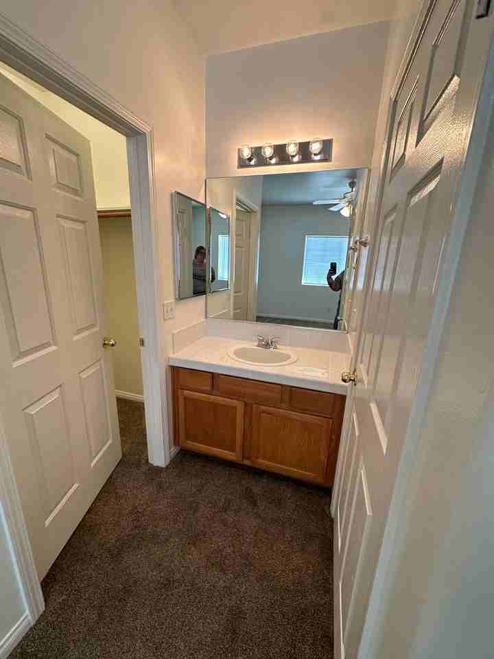 3619 Pine Meadow Drive Bakersfield, CA 93308 - Photo 5 of 10