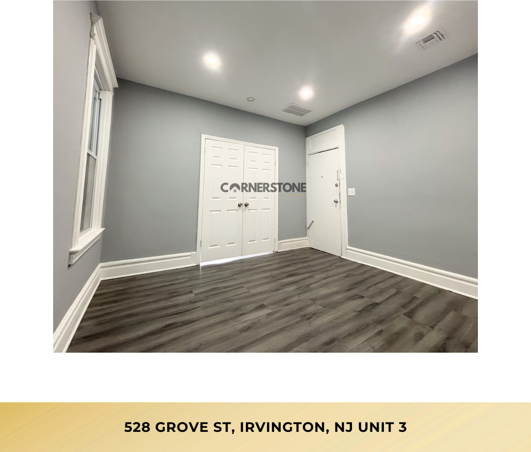 528 Grove St - Photo 4 of 12