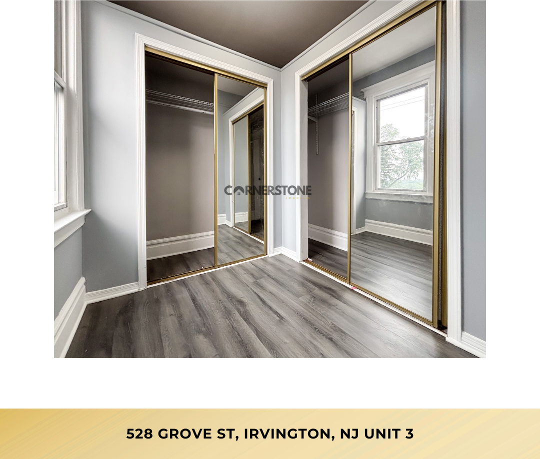 528 Grove St - Photo 5 of 12