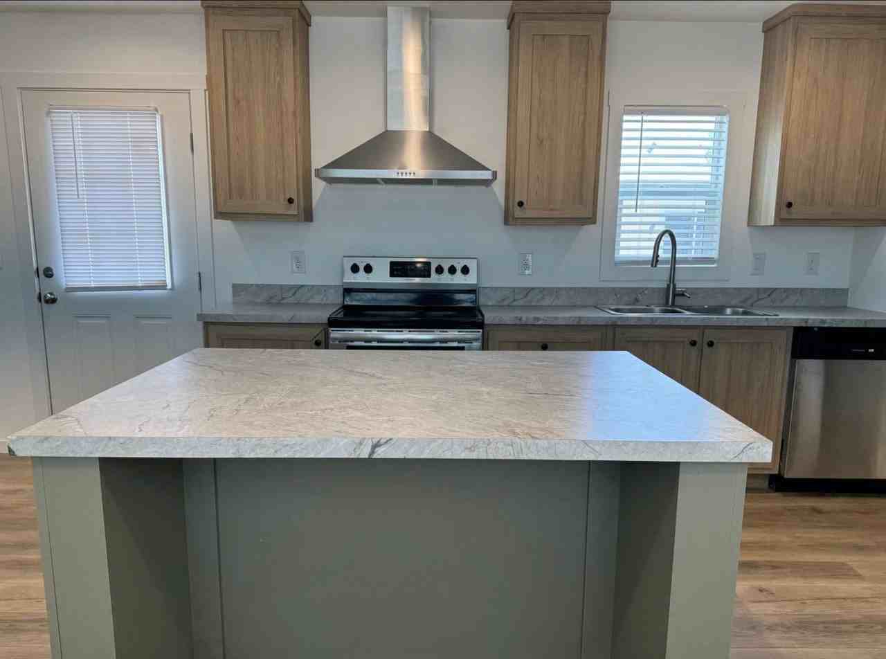 566 W Swift Trl - Photo 3 of 16