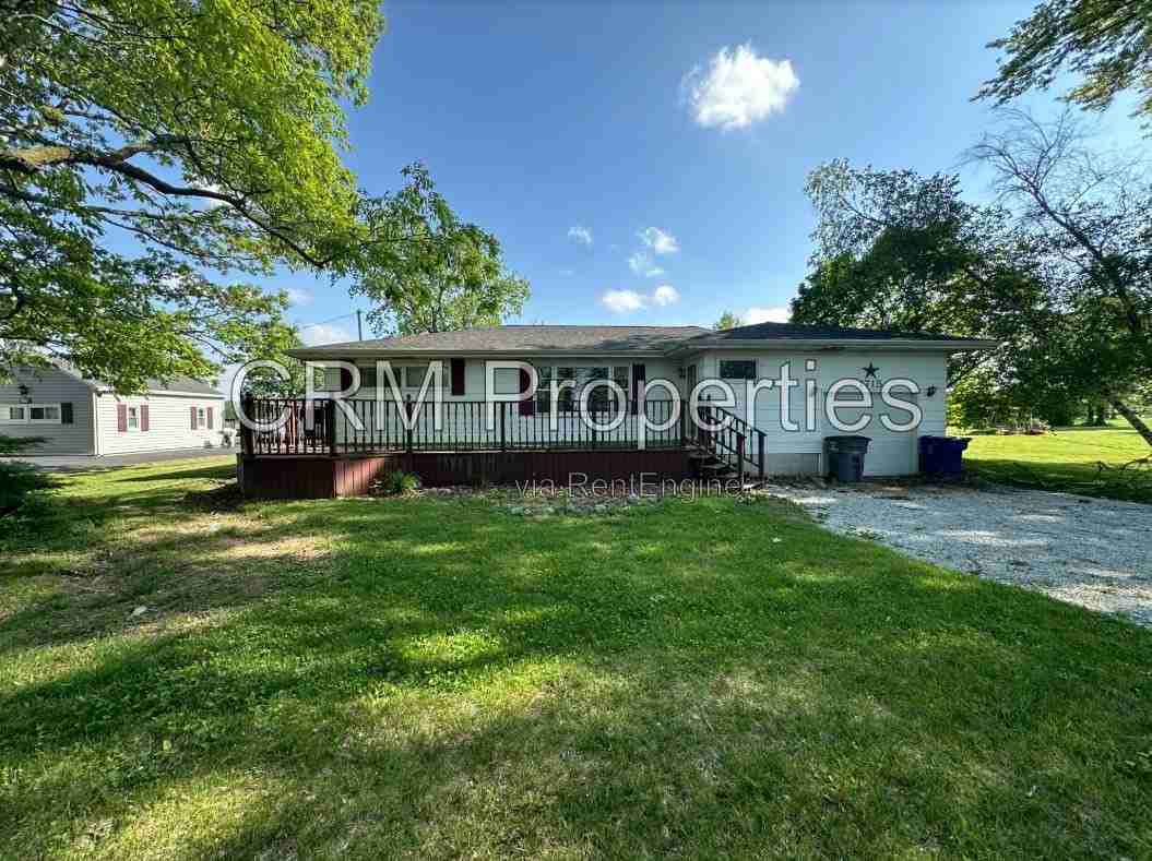 1715 Zartman Rd - Photo 2 of 5