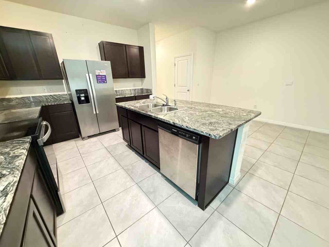 5338 Dragonfly Dr - Photo 5 of 31