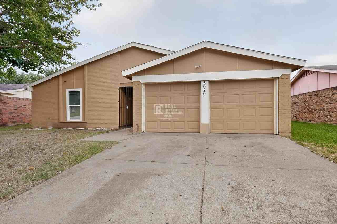 5620 Norris St - Photo 3 of 38