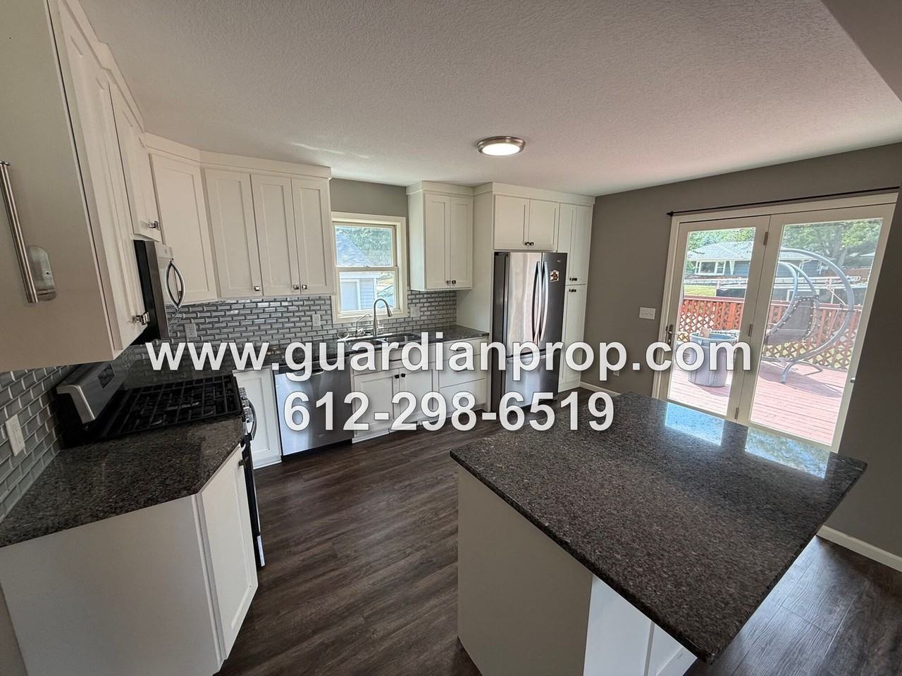 350 93rd Ave Ne - Photo 4 of 20